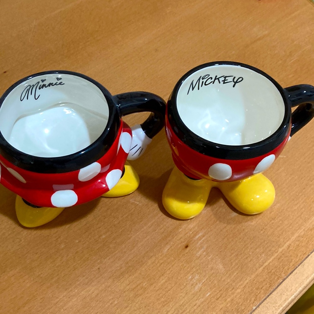 Mickey and Minnie legs mug